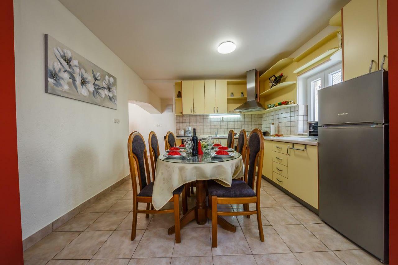 Central Apartment Castle Cippico Kaštela Zewnętrze zdjęcie