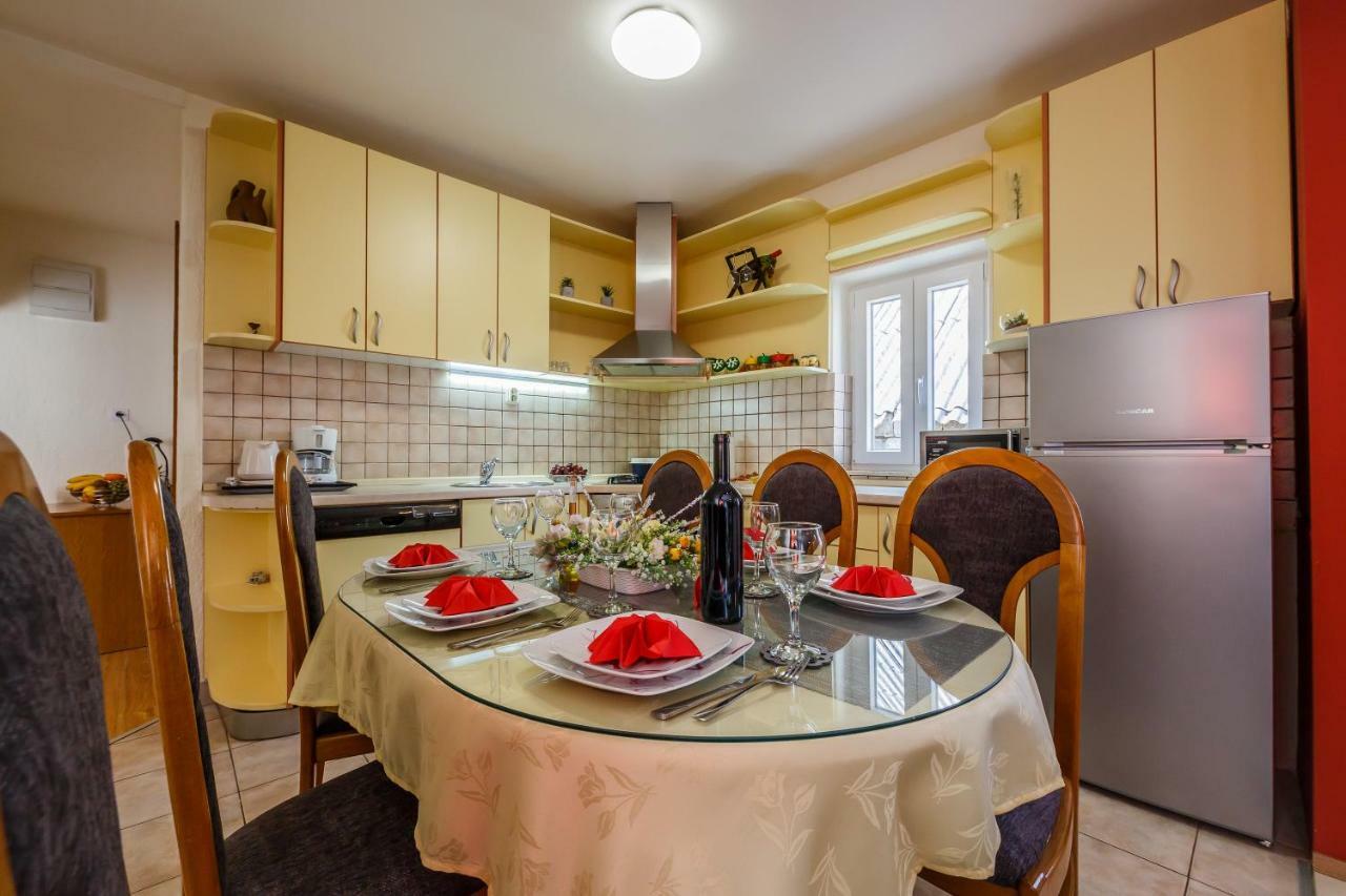 Central Apartment Castle Cippico Kaštela Zewnętrze zdjęcie